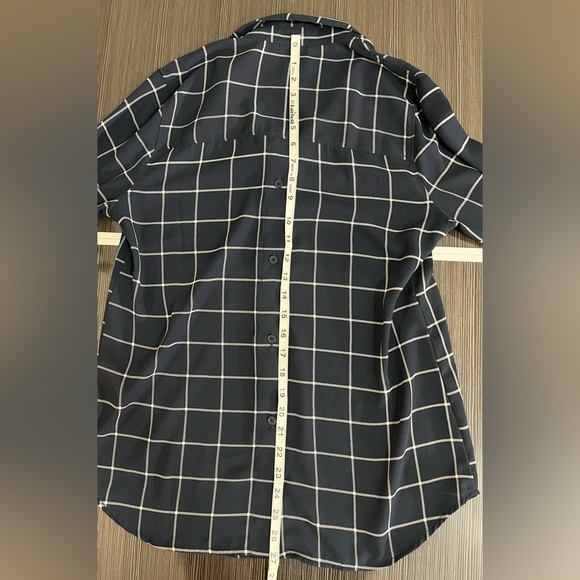 Banana Republic Boyfriend Fit Windowpane Plaid Long Sleeve Top Size S - Picture 8 of 11